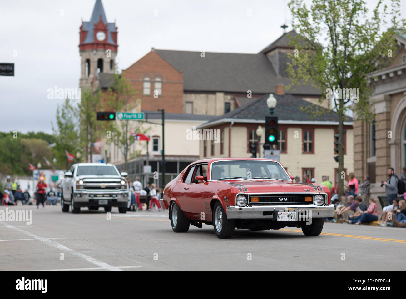 Stoughton Wisconsin, Stati Uniti d'America - 20 Maggio 2018: annuale parata norvegese, Classic Car Chevrolet Nova SS, scendendo la strada durante la sfilata Foto Stock