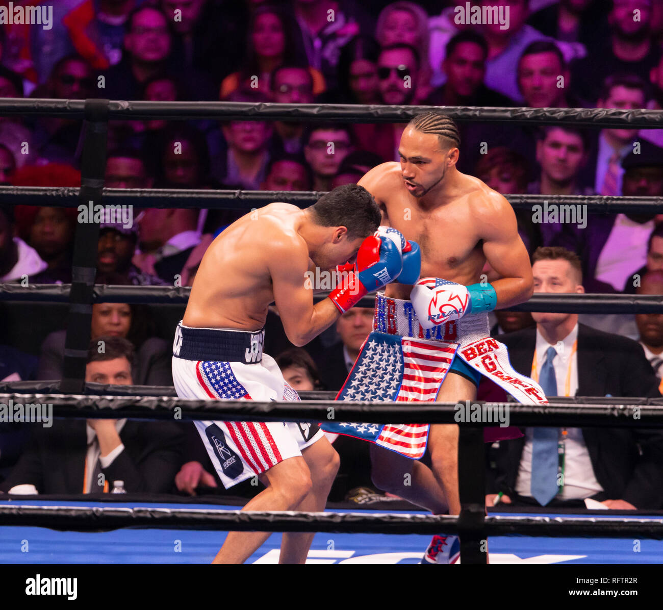 New York, NY - Gennaio 26, 2019: Keith Thurman mantiene la WBA campionato mondiale vincendo contro il Challenger Josesito Lopez al centro di Barclays Credito: lev radin/Alamy Live News Foto Stock