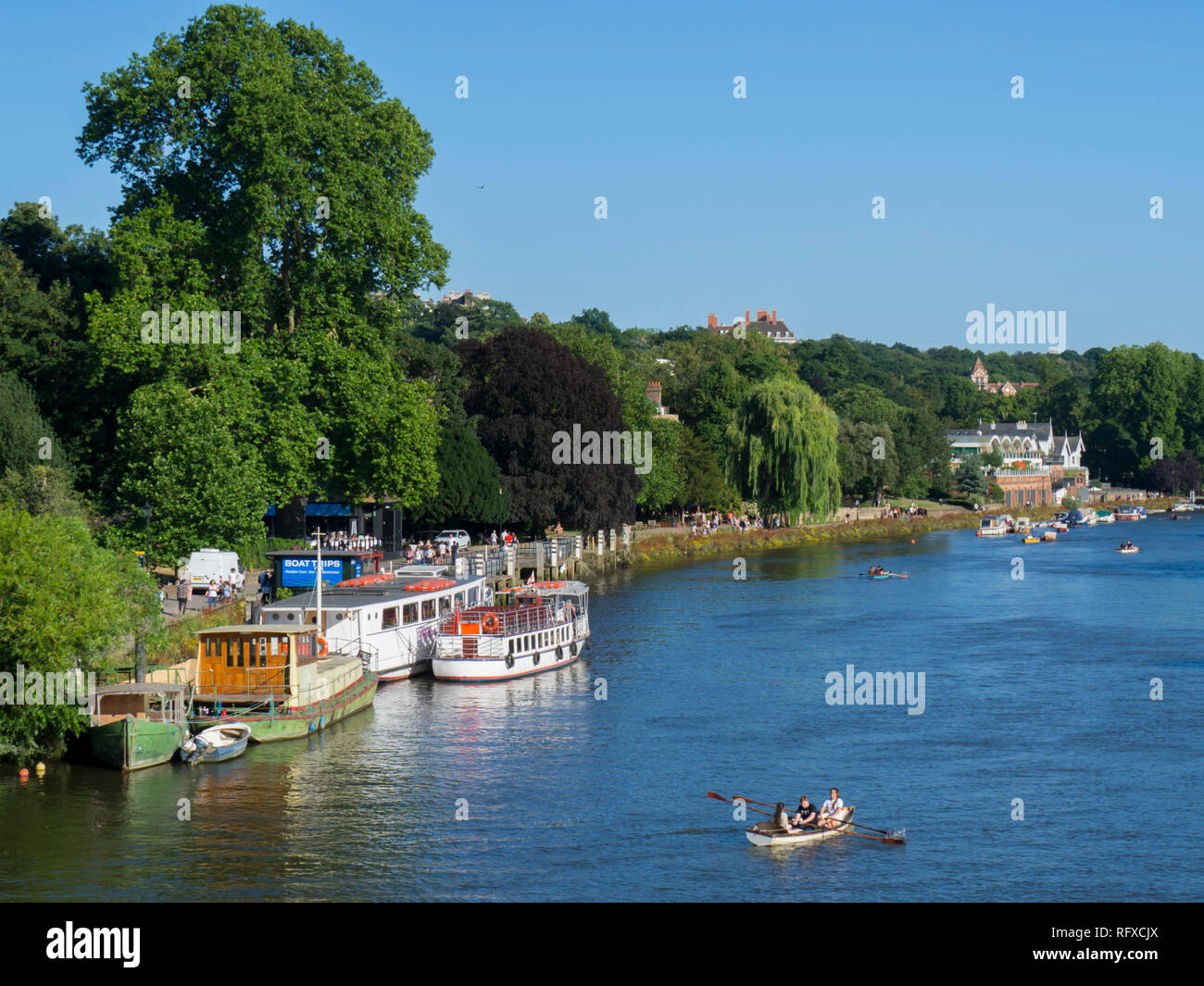 Regno Unito, Inghilterra, Surrey, Richmond upon Thames Scena di fiume Foto Stock