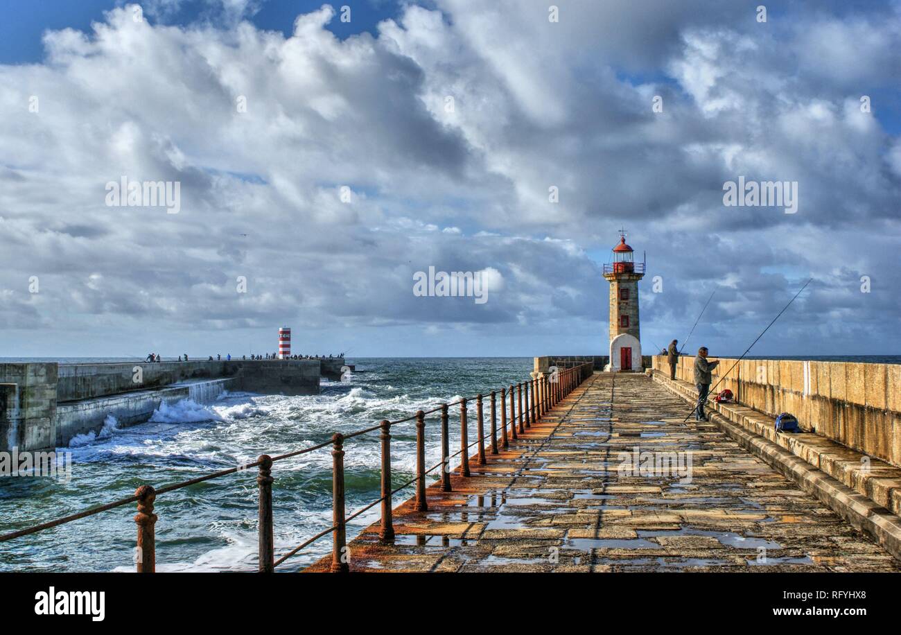 Foz do Douro lighthouse, Oporto, Portogallo Foto Stock