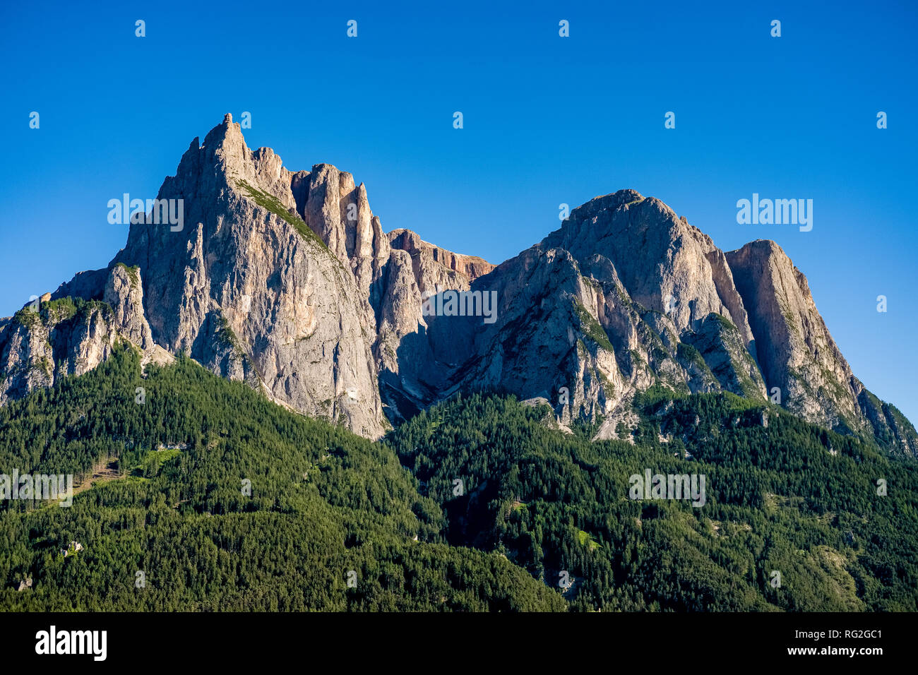 Ripide pareti rocciose del monte Sciliar, dello Sciliar Foto Stock