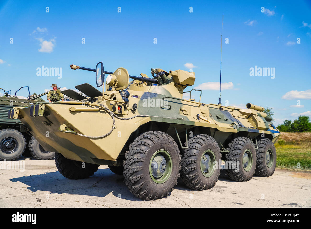 Il russo di combattimento della fanteria veicolo IFV. Vale la pena l'armamento dell'esercito russo Foto Stock