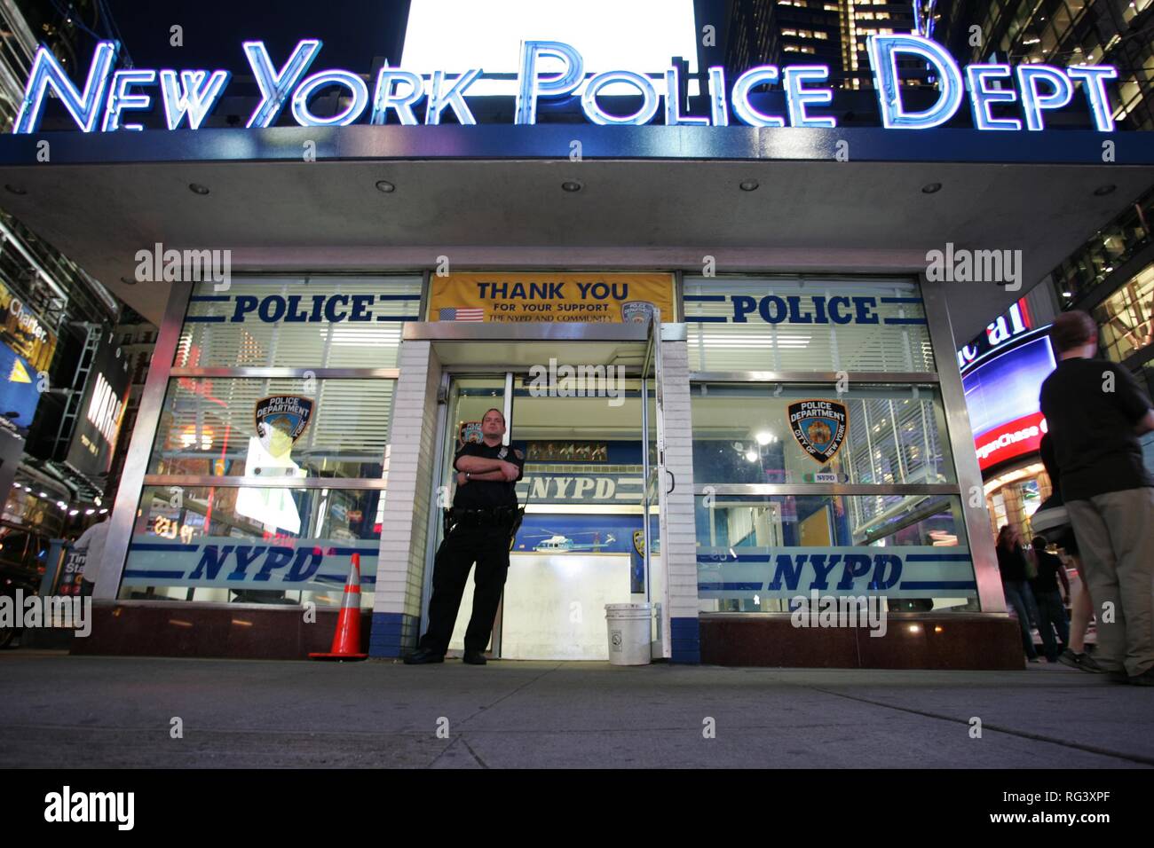 Stati Uniti d'America, Stati Uniti d'America, il New York Times Square. Stazione di polizia. Foto Stock