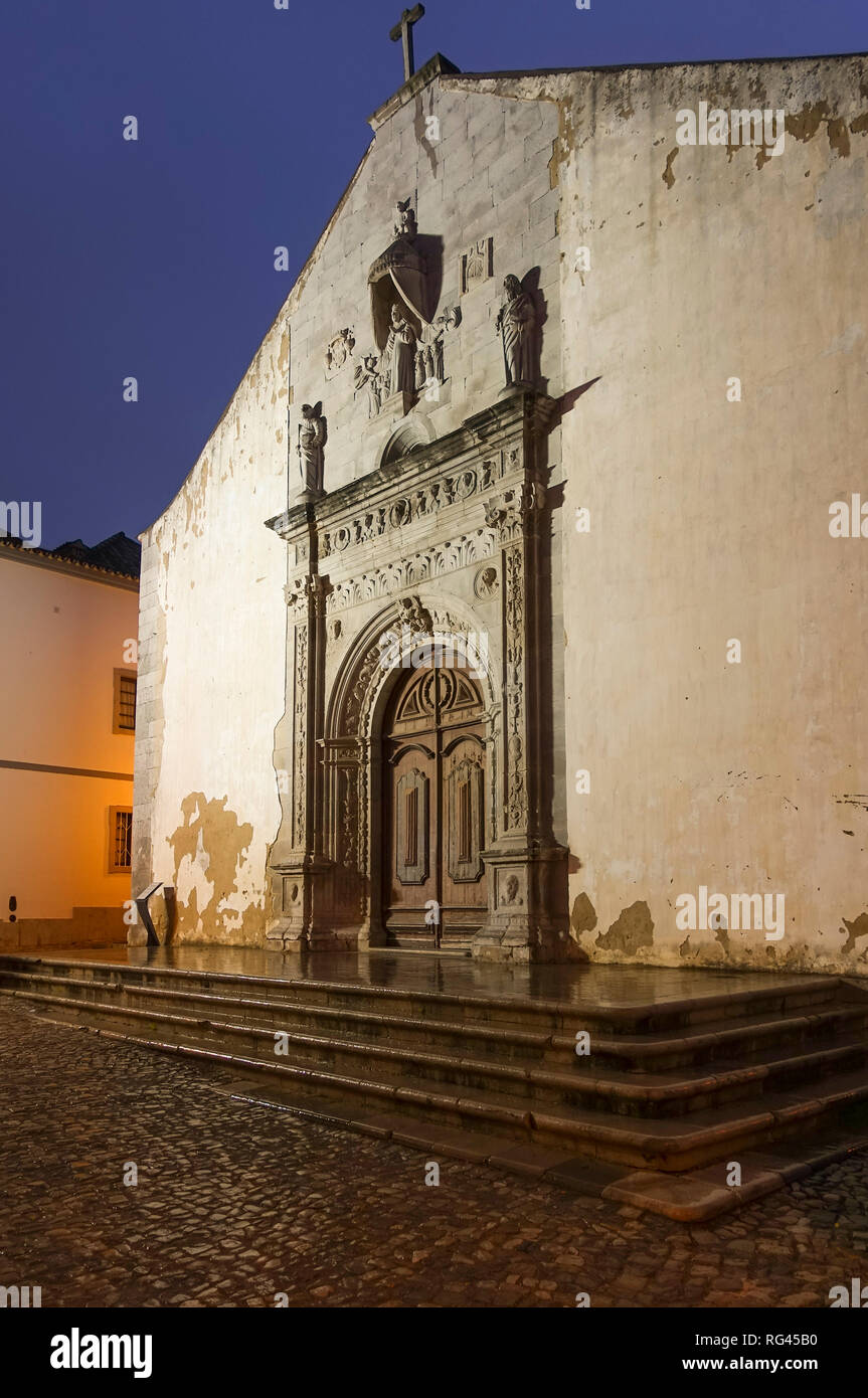 Tavira, Portogallo, Chiesa di Misericórdia, chiesa Facciata, cittadina di pescatori, Tavira, Algarve, Portogallo, dell'Europa. Foto Stock