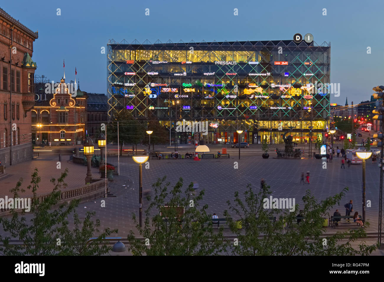 Giugno 26, 2018- Copenhagen, Danimarca: Il palazzo di vetro che ospita la confederazione dell'industria danese, Copenhagen, Danimarca Foto Stock