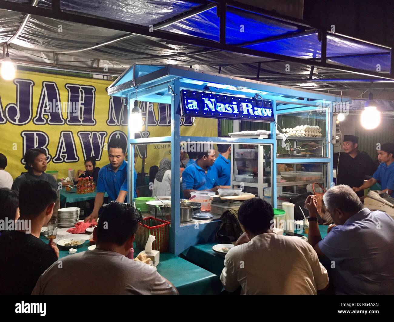 Nasi Rawon stallo in Surabaya Indonesia Foto Stock