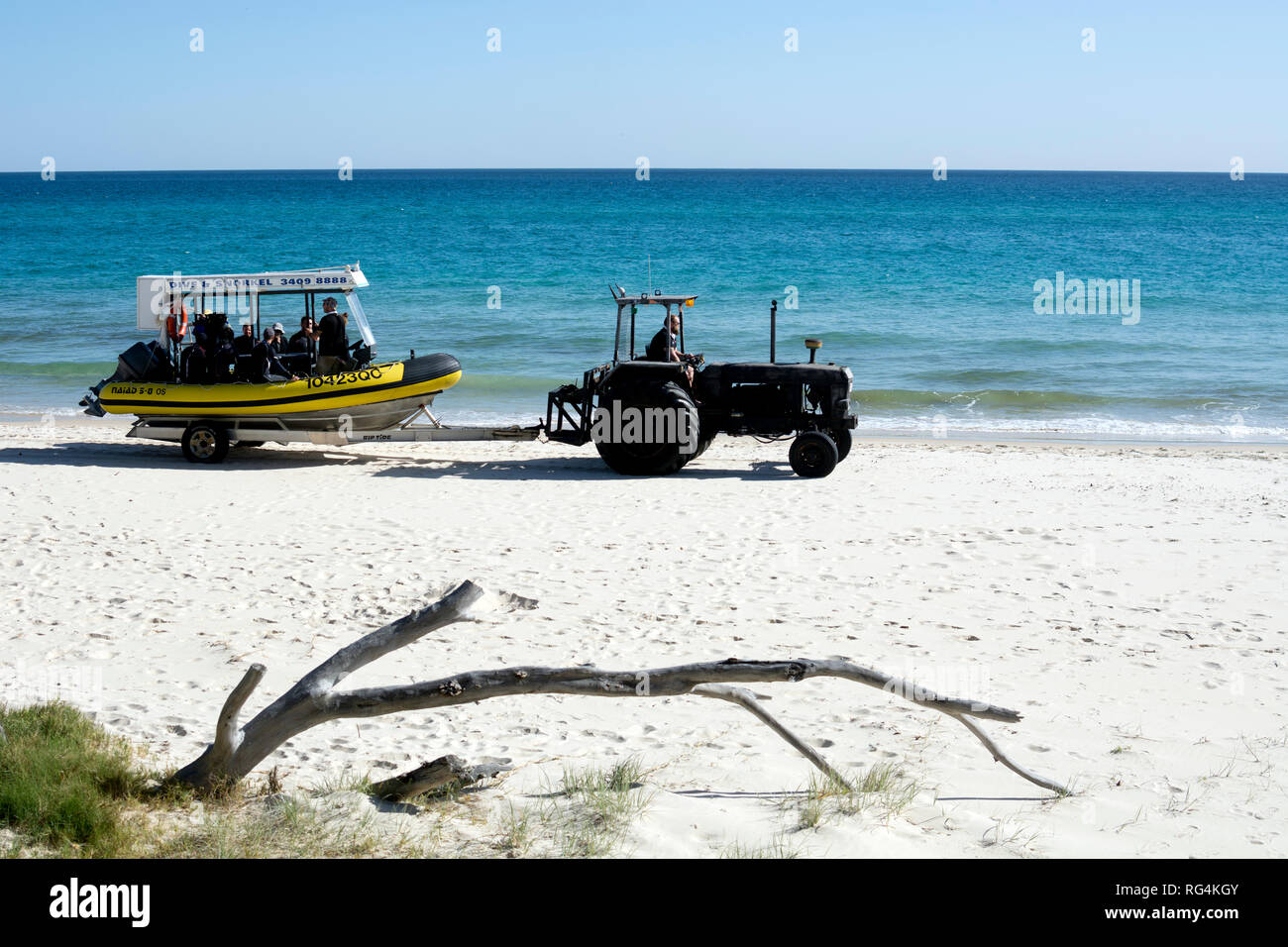 Manta lodge barca alla Home Beach, Point Lookout, North Stradbroke Island, Queensland, Australia Foto Stock