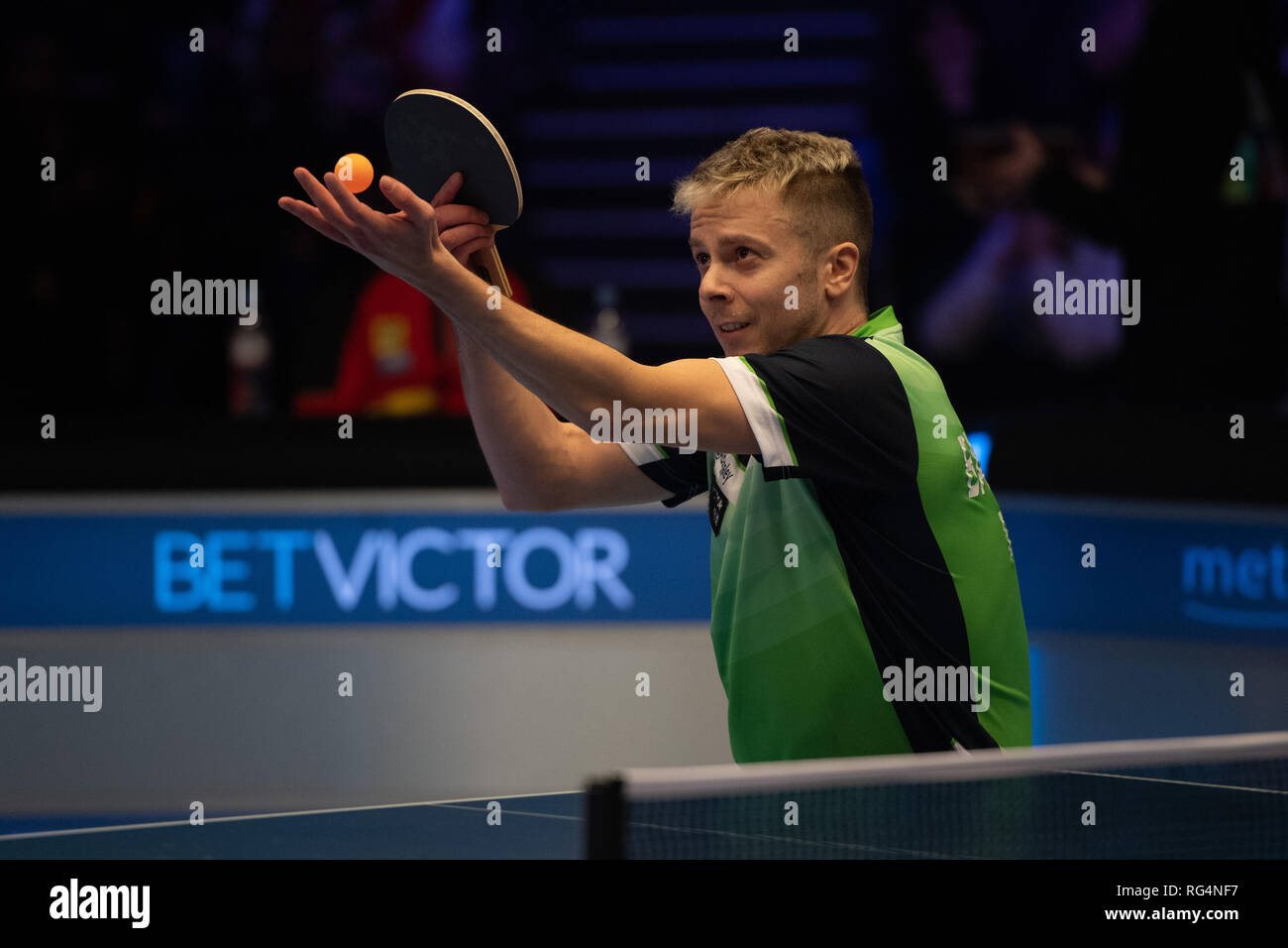 Londra, Regno Unito. 27 gennaio, 2019. Andrew Baggaley (ITA) contro Wang Shibo (CHN) in Finale Betvictor durante il Campionato del Mondo di Ping Pong - 2019 tournament - ultimi 16 knockout stage presso Alexander Palace di Domenica, 27 gennaio 2019. Londra Inghilterra. (Solo uso editoriale, è richiesta una licenza per uso commerciale. Nessun uso in scommesse, giochi o un singolo giocatore/club/league pubblicazioni.) Credito: Taka G Wu/Alamy News Credito: Taka Wu/Alamy Live News Foto Stock
