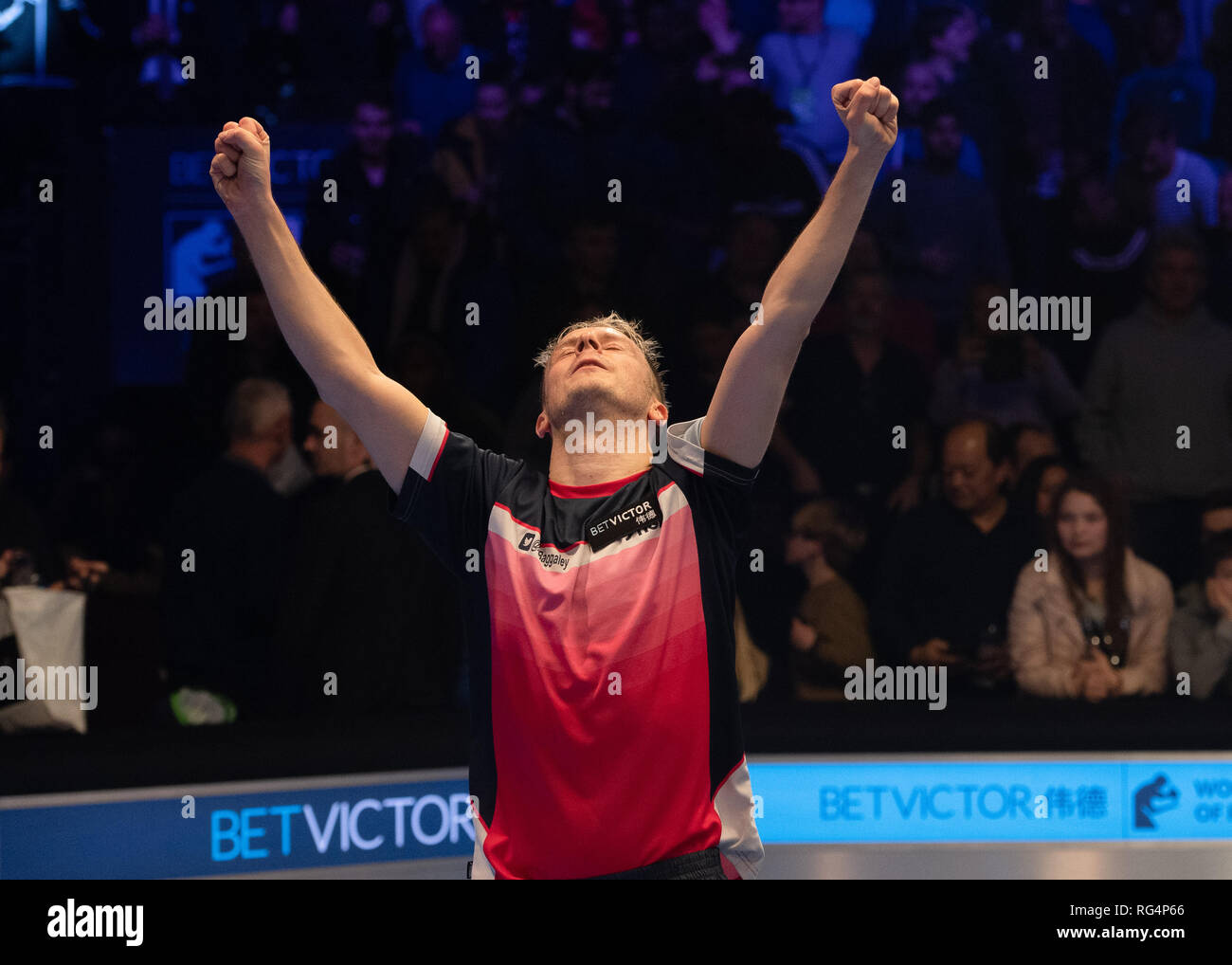 Londra, Regno Unito. 27 gennaio, 2019. Andrew Baggaley (ITA) celebra vincendo la Finale Betvictor durante il Campionato del Mondo di Ping Pong - 2019 tournament - ultimi 16 knockout stage presso Alexander Palace di Domenica, 27 gennaio 2019. Londra Inghilterra. (Solo uso editoriale, è richiesta una licenza per uso commerciale. Nessun uso in scommesse, giochi o un singolo giocatore/club/league pubblicazioni.) Credito: Taka G Wu/Alamy News Credito: Taka Wu/Alamy Live News Foto Stock