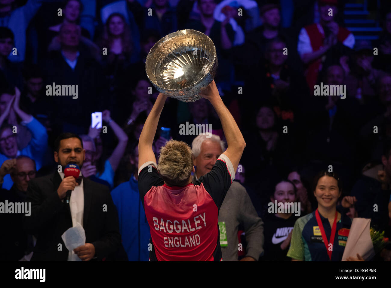 Londra, Regno Unito. 27 gennaio, 2019. Andrew Baggaley (ITA) celebra vincendo la Finale Betvictor durante il Campionato del Mondo di Ping Pong - 2019 tournament - ultimi 16 knockout stage presso Alexander Palace di Domenica, 27 gennaio 2019. Londra Inghilterra. (Solo uso editoriale, è richiesta una licenza per uso commerciale. Nessun uso in scommesse, giochi o un singolo giocatore/club/league pubblicazioni.) Credito: Taka G Wu/Alamy News Credito: Taka Wu/Alamy Live News Foto Stock