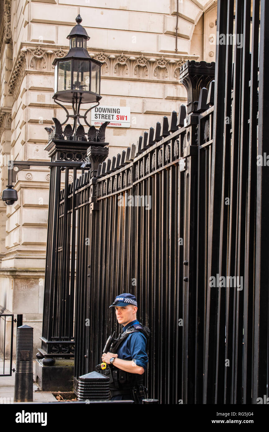 Cancelli di Downing Street a Londra, Inghilterra Foto Stock