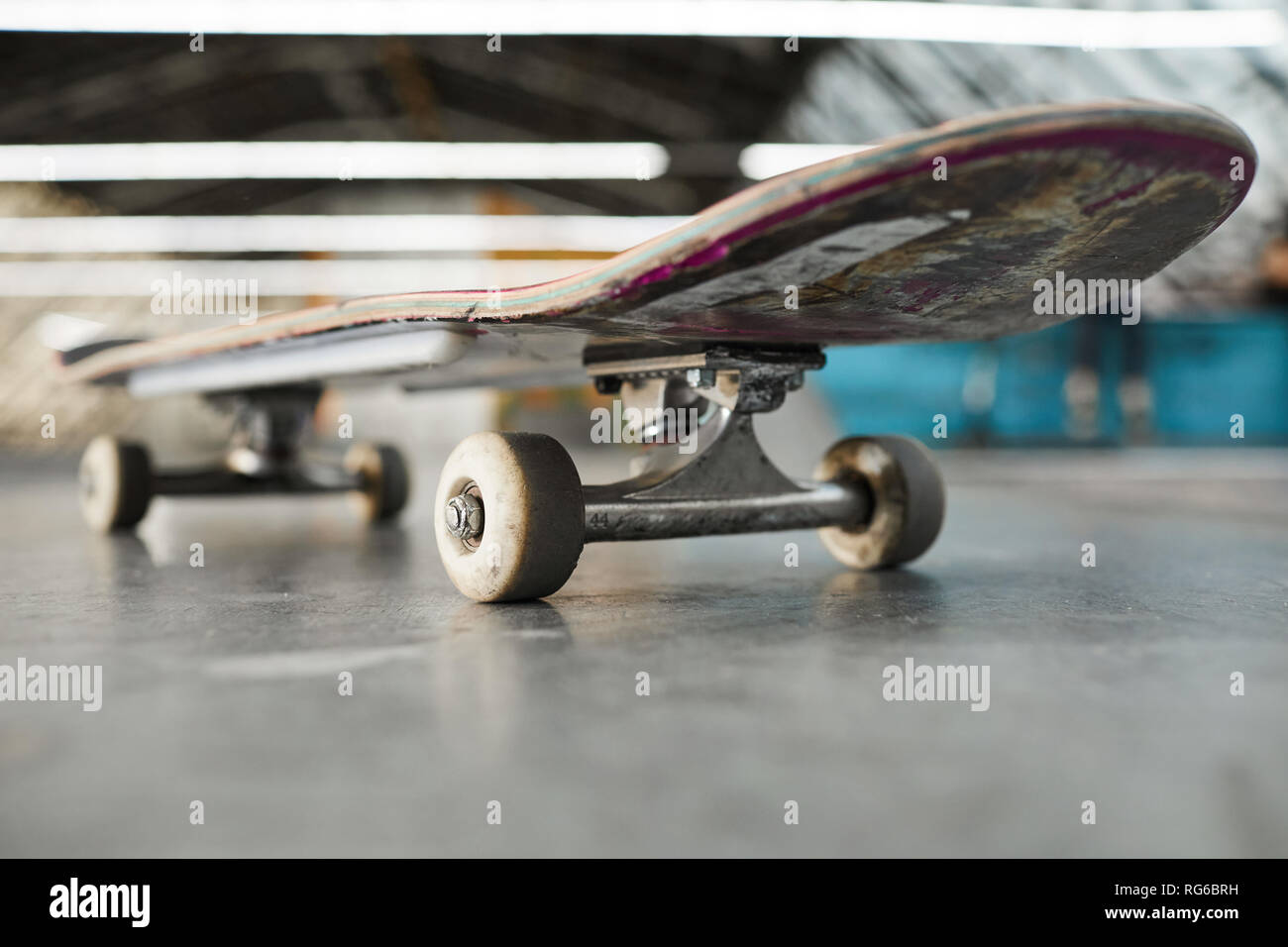 Squallido skateboard Foto Stock