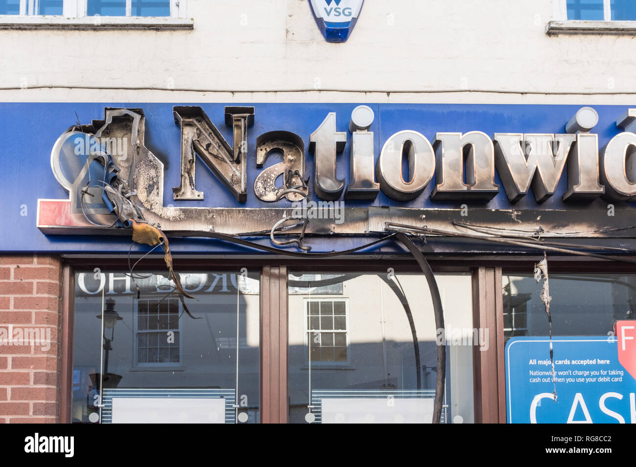 High Street, melton mowbray, leicestershire, Inghilterra, Regno Unito. Il 28 gennaio 2019. Incendio distrugge Nationwide Building Society facciata e segno. Foto Stock