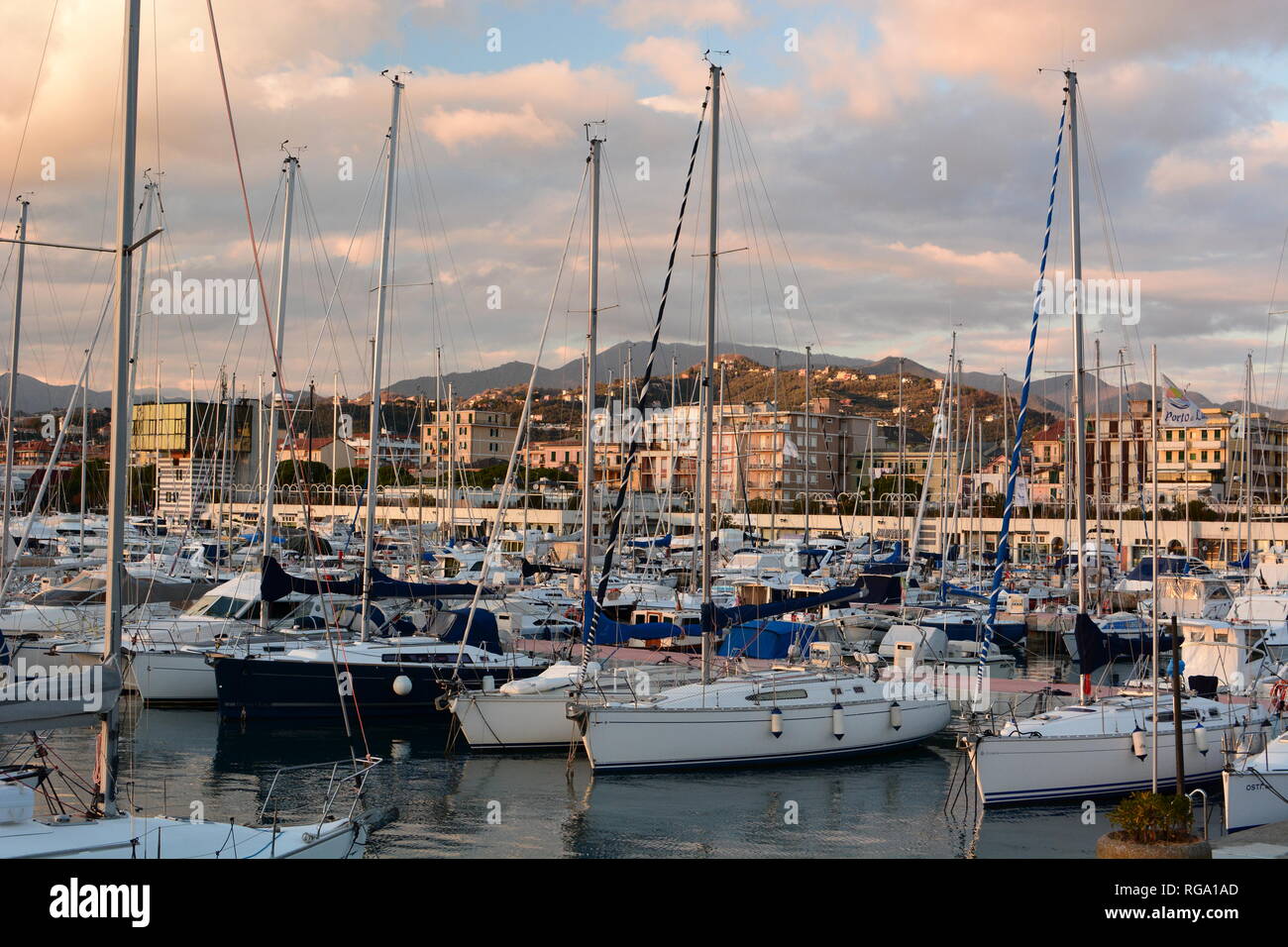 Porto di Lavagna. Liguria. Italia Foto stock - Alamy
