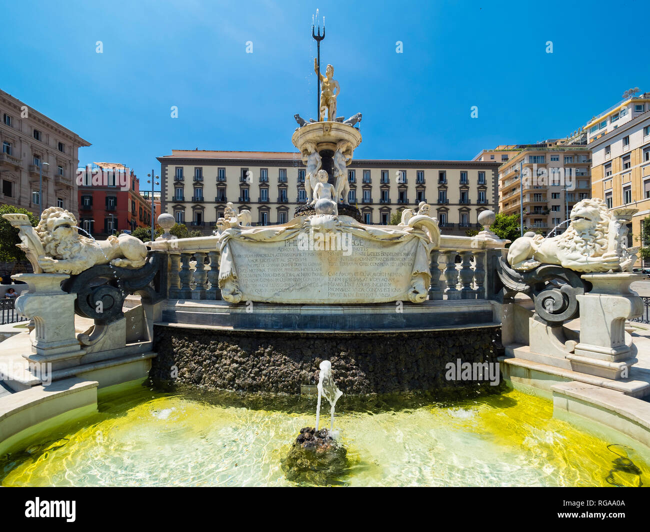 L'Italia, Campania, Neapel, Piazza Municipio, la Fontana del Nettuno Foto Stock