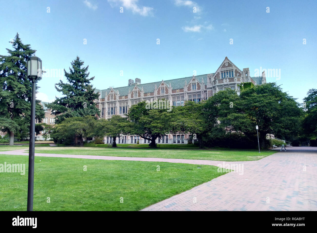 Campus di Seattle su una soleggiata giornata chiara Foto Stock