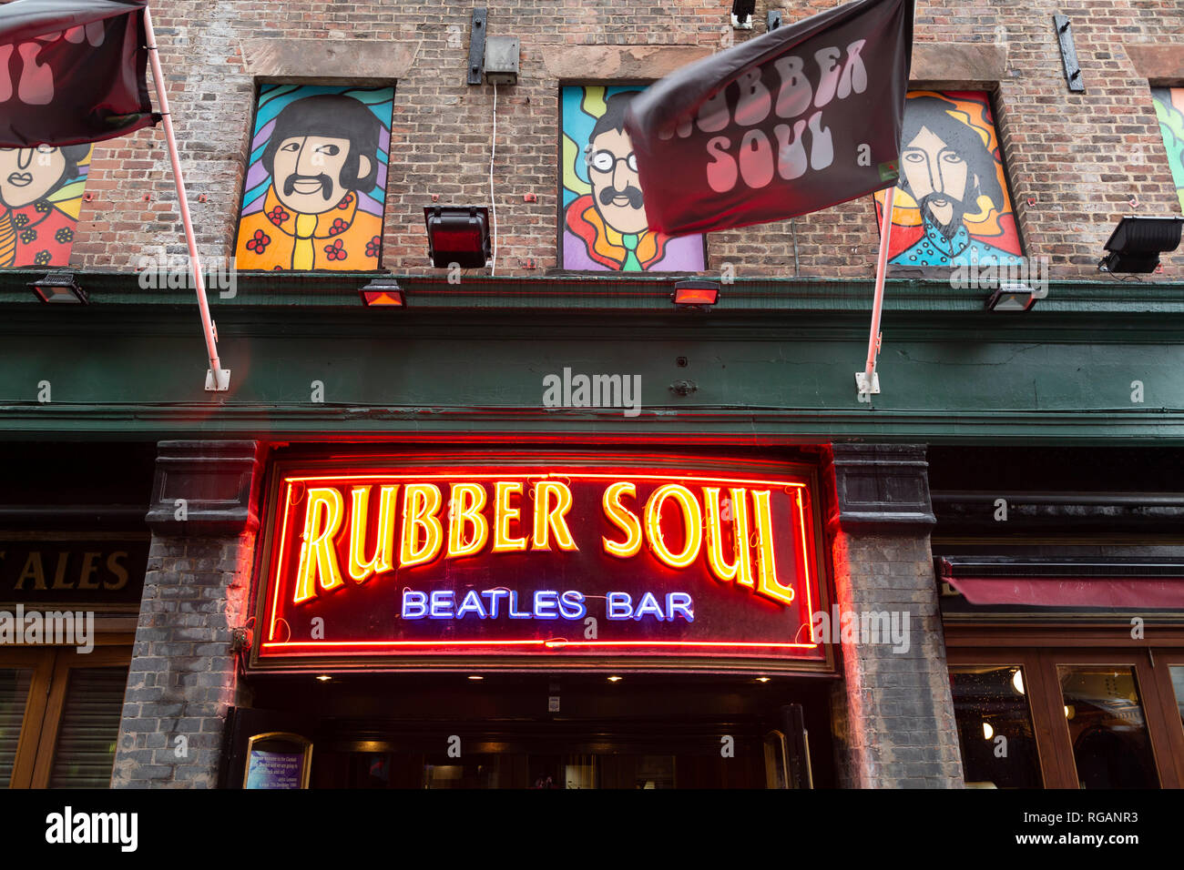 Esterno dell'anima in gomma Beatles bar di Liverpool, in Inghilterra. Il bar è su Mathew Street. Foto Stock