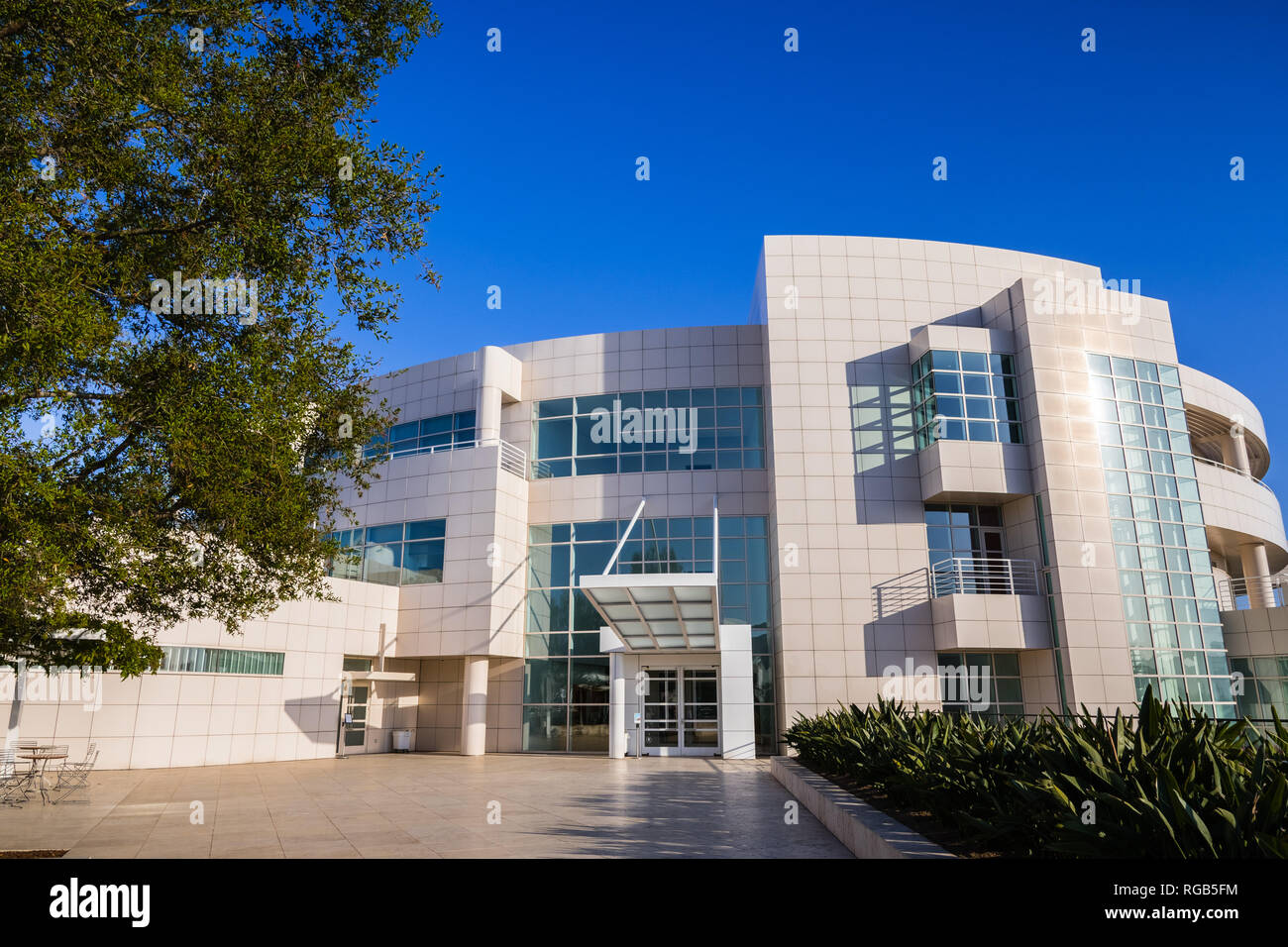 Giugno 8, 2018 Los Angeles / CA / USA - Ingresso per l istituto di ricerca edificio a Getty Center, progettato dall'architetto Richard Meier Foto Stock