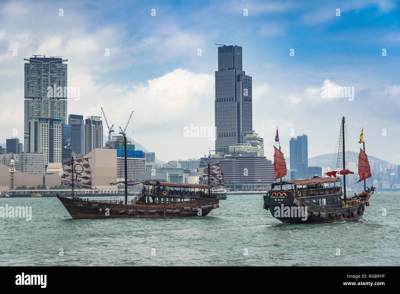 Il Aqua Luna toutboat nel Porto Victoria, Hong Kong, Cina, Asia. Foto Stock