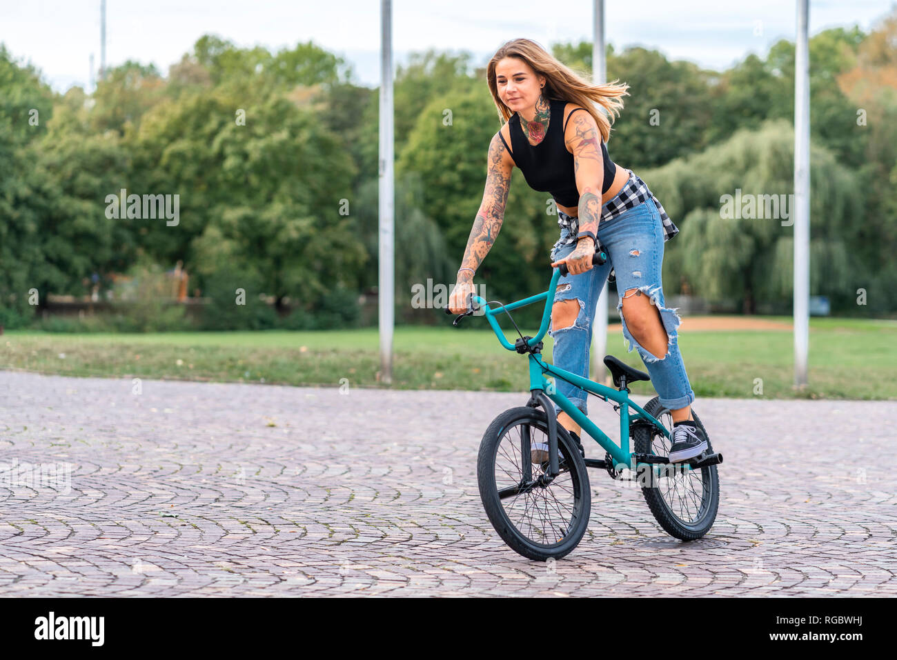 Bmx Woman Immagini e Fotos Stock - Alamy