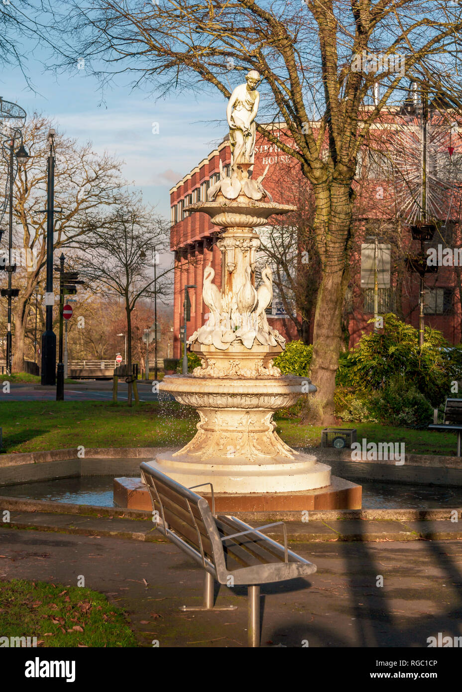 Fontana Bartleet in Redditch Town Center. Foto Stock