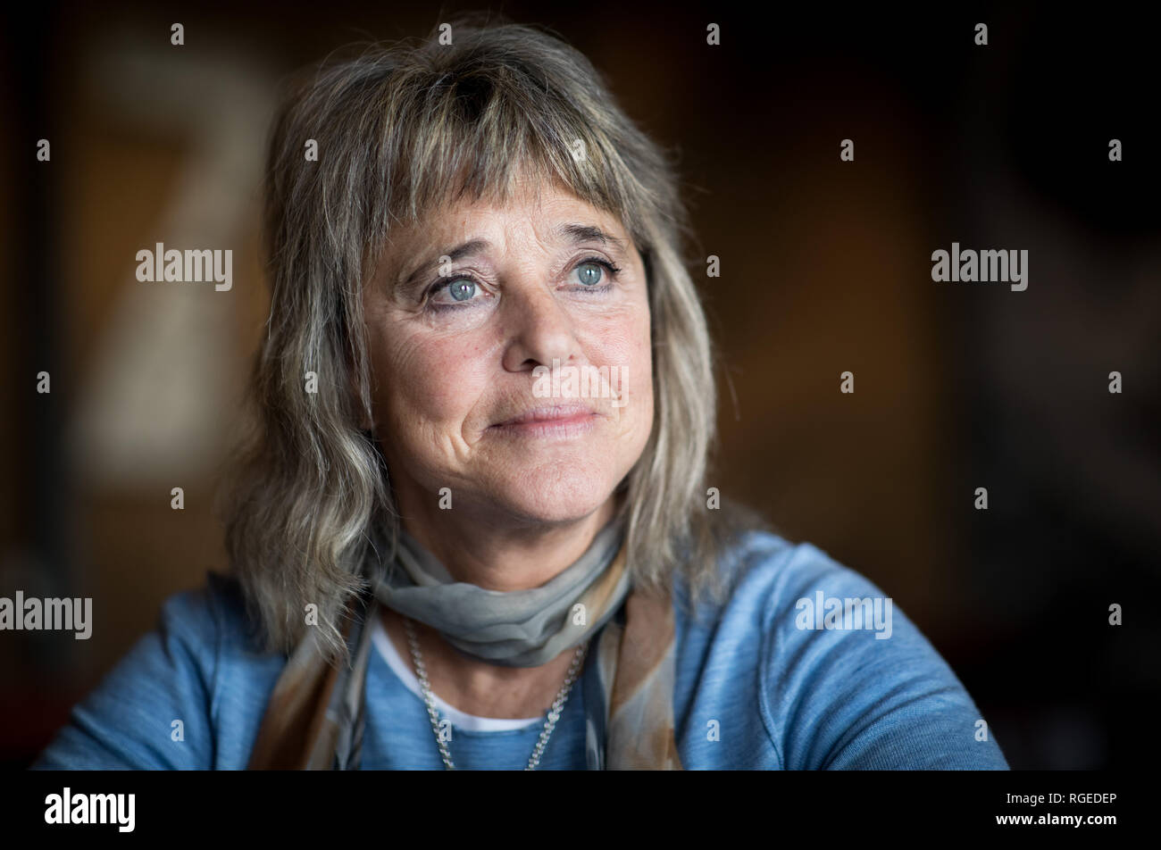 Amburgo, Germania. 29 gen, 2019. Il cantante rock Suzi Quatro presenta il suo nuovo album 'Nessun controllo' in corrispondenza di un evento stampa in Hard Rock Cafe Amburgo alla Landungsbrücken. Credito: Christian Charisius/dpa/Alamy Live News Foto Stock