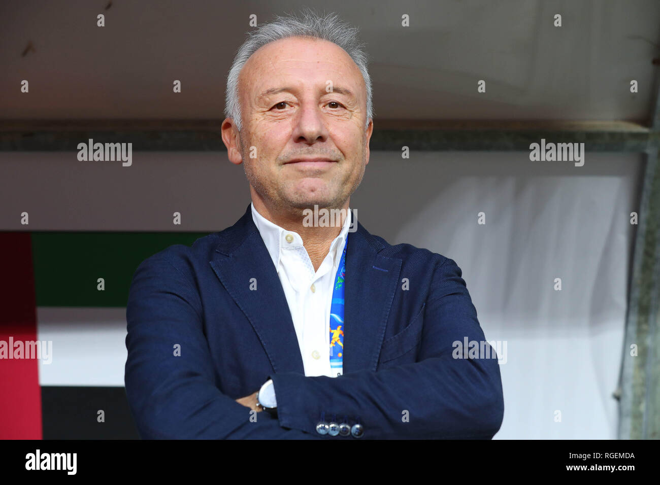 Abu Dhabi, negli Emirati Arabi Uniti. 29 gen, 2019. Alberto Zaccheroni (UAE) Calcio/Calcetto : AFC Coppa d'asia emirati arabi uniti 2019 Semi-Final match tra Qatar 4-0 Emirati Arabi Uniti a Mohammed Bin Zayed Stadium di Abu Dhabi, Emirati arabi uniti . Credito: AFLO/Alamy Live News Foto Stock