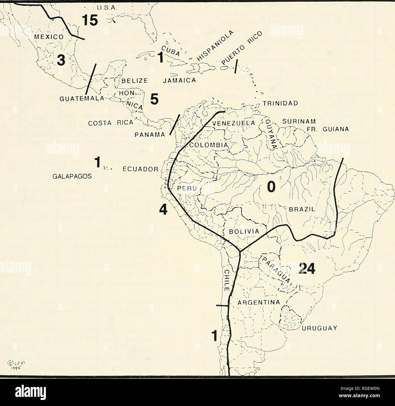 . Bollettino del museo di zoologia comparativa a Harvard College. Zoologia. Mastophora • Levi 319 F/^B. cS'' .o^^ FR. GUIANA GALAPAGOS. Mappa 1. Il numero approssimativo di specie in varie regioni americane. Relazione. Relazioni con altri generi sono discussi in precedenza. Storia naturale. Mastophora sono tutte nazioni unite- comuni e difficili da trovare. Femmine resto sui rami o foglie di alberi, di solito 1,5- alta 3 m. M. K. Stowe (personal com- munication) ha visto casi di uovo 10 m fino e pensa che M. hisaccata cerca rami alti alberi. Essi spesso si trovano sugli alberi e cespugli in frutteti, garde Foto Stock