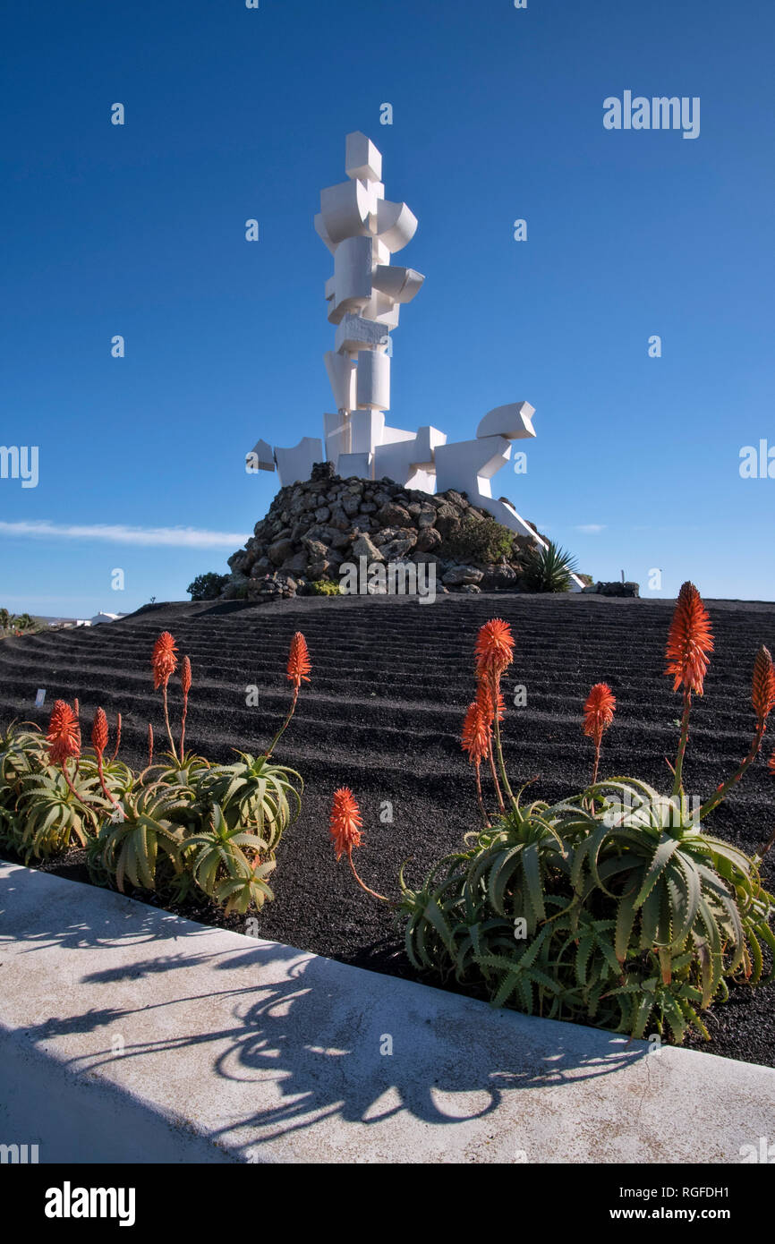 Scultura Monumento al campesino dell'artista Cesar Manrique accanto al Museo dell'agricoltura. Foto Stock