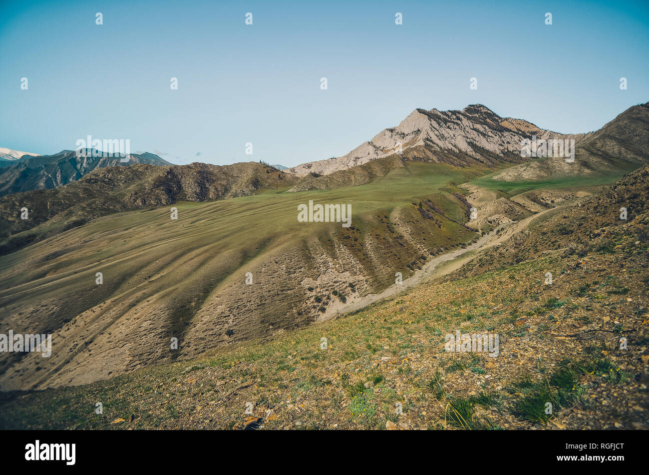 Paesaggi di montagna di Altai. Complesso Petroglyphic Kalbak-Tash Foto Stock