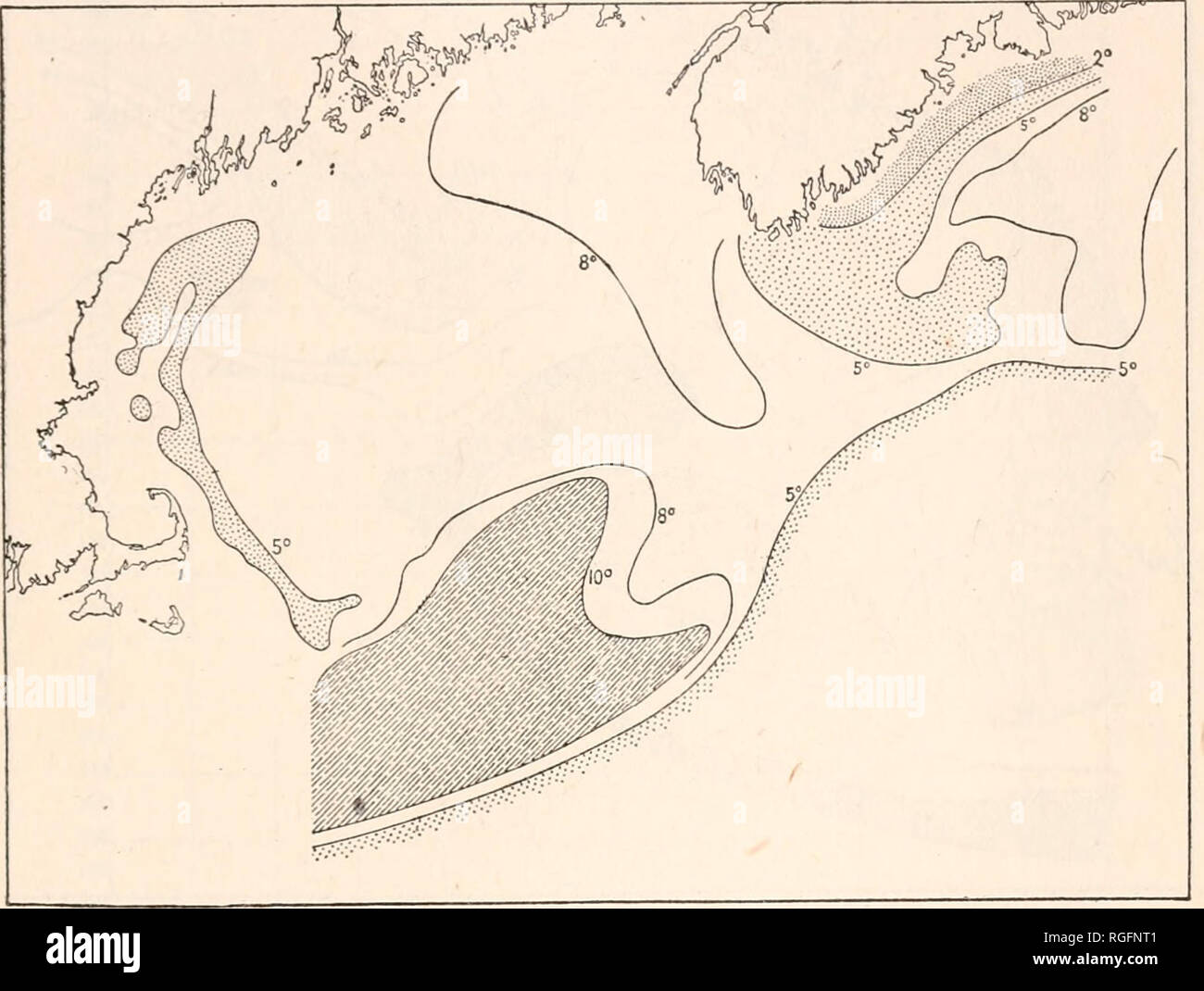 . Bollettino del museo di zoologia comparativa a Harvard College. Zoologia. BIGELOW: esplorazioni delle acque costiere. 199 probabilmente compresi Nantucket Shoals, come pure la metà settentrionale di Georges Bank. E le hanno Bank era anche più fresco rispetto a 33%o sul fondo. Invece di acqua inferiore rispetto a salter M%o corret- sponds, anche se non proprio per il profondo bacino del Golfo, e l'in- conclude bacini profondi off Halifax (34.-34.9%o)- Ma il fondo del shallow Brown's Bank è stata quasi altrettanto sale (34,2%o), un fenomeno collegato con l'intrusione di acqua di alta salinità. Fig. 36.- temperare Foto Stock