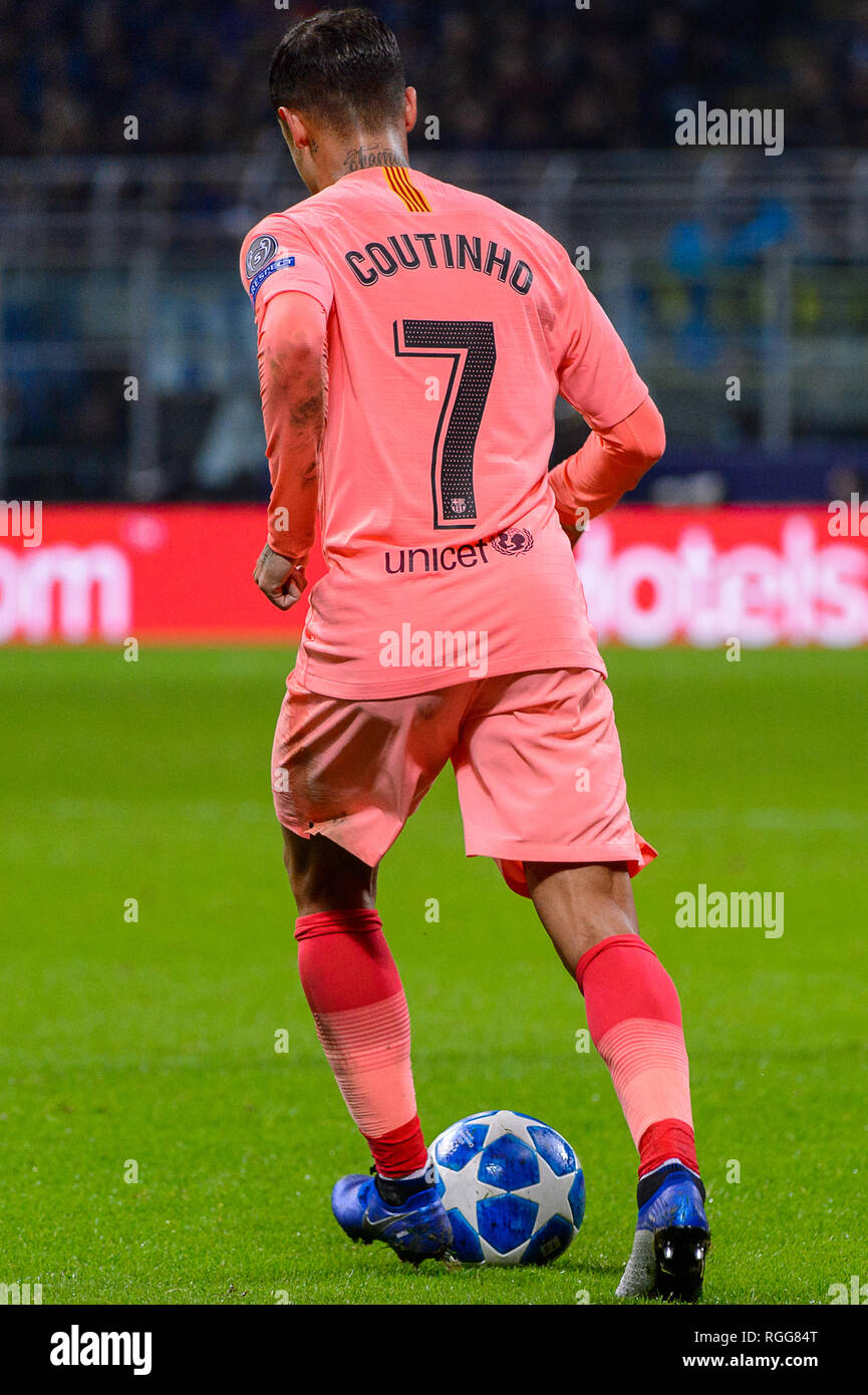 Milano - Novembre 6, 2018: Philippe Coutinho 7 controlla la sfera. FC Internazionale - FC Barcellona. La UEFA Champions League. Giornata 4. Giuseppe Meazza (San Foto Stock