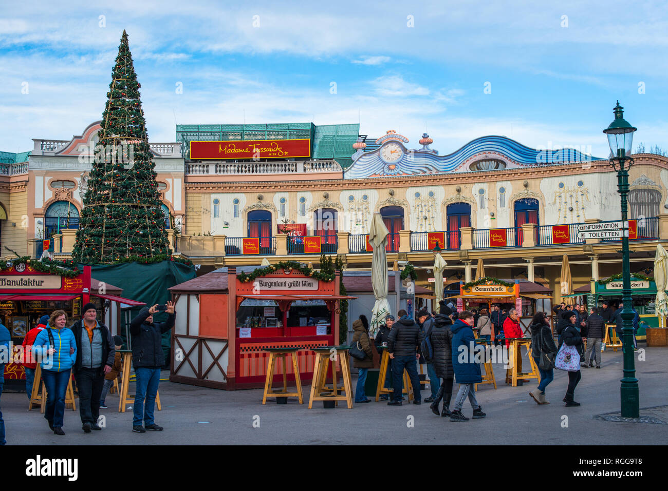 Madame Tussauds Waxworks museum al parco di divertimenti Prater di Vienna Austria Foto Stock