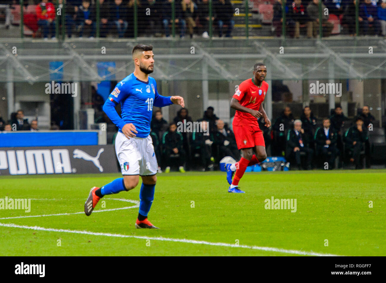 Milano - Nov 17, 2018: Lorenzo Insigne 10 in azione. Italia - Portogallo. UEFA lega delle nazioni. Giuseppe Meazza. Foto Stock