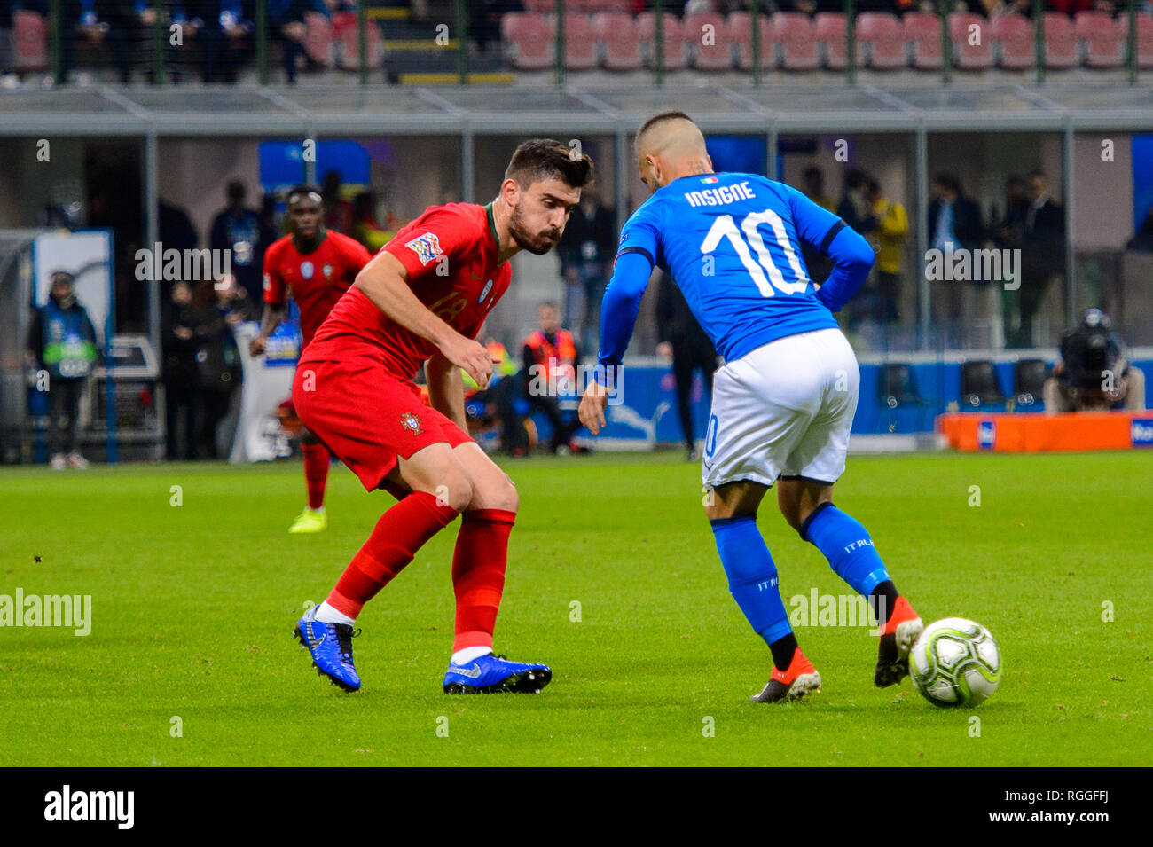 Milano - Nov 17, 2018: Lorenzo Insigne 10 in azione. Italia - Portogallo. UEFA lega delle nazioni. Giuseppe Meazza. Foto Stock