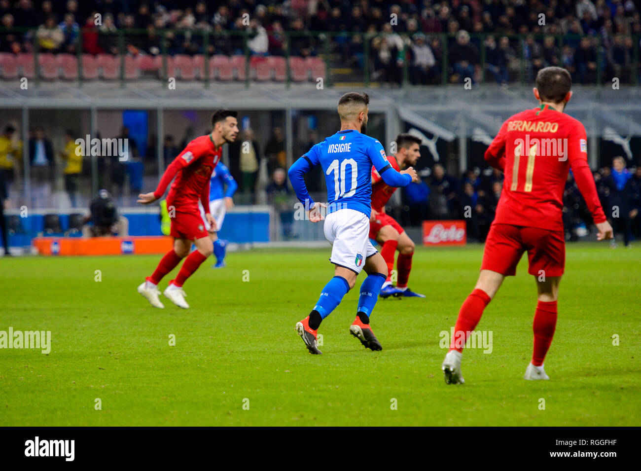 Milano - Nov 17, 2018: Lorenzo Insigne 10 in azione. Italia - Portogallo. UEFA lega delle nazioni. Giuseppe Meazza. Foto Stock