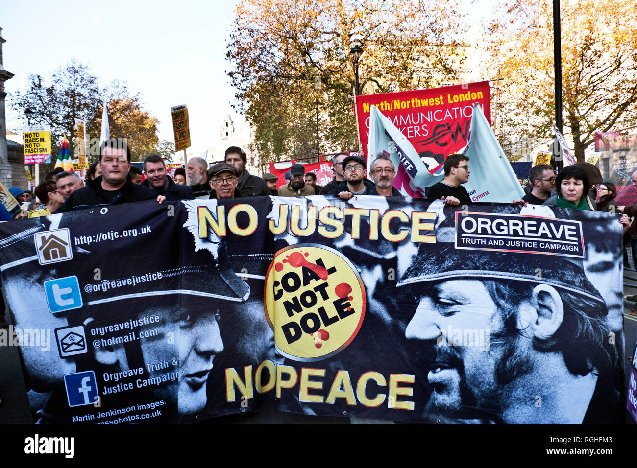 Carbone non Dole, Orgreave verità e giustizia campagna marciando attraverso il centro di Londra su anti-razzismo marzo 2018 Foto Stock