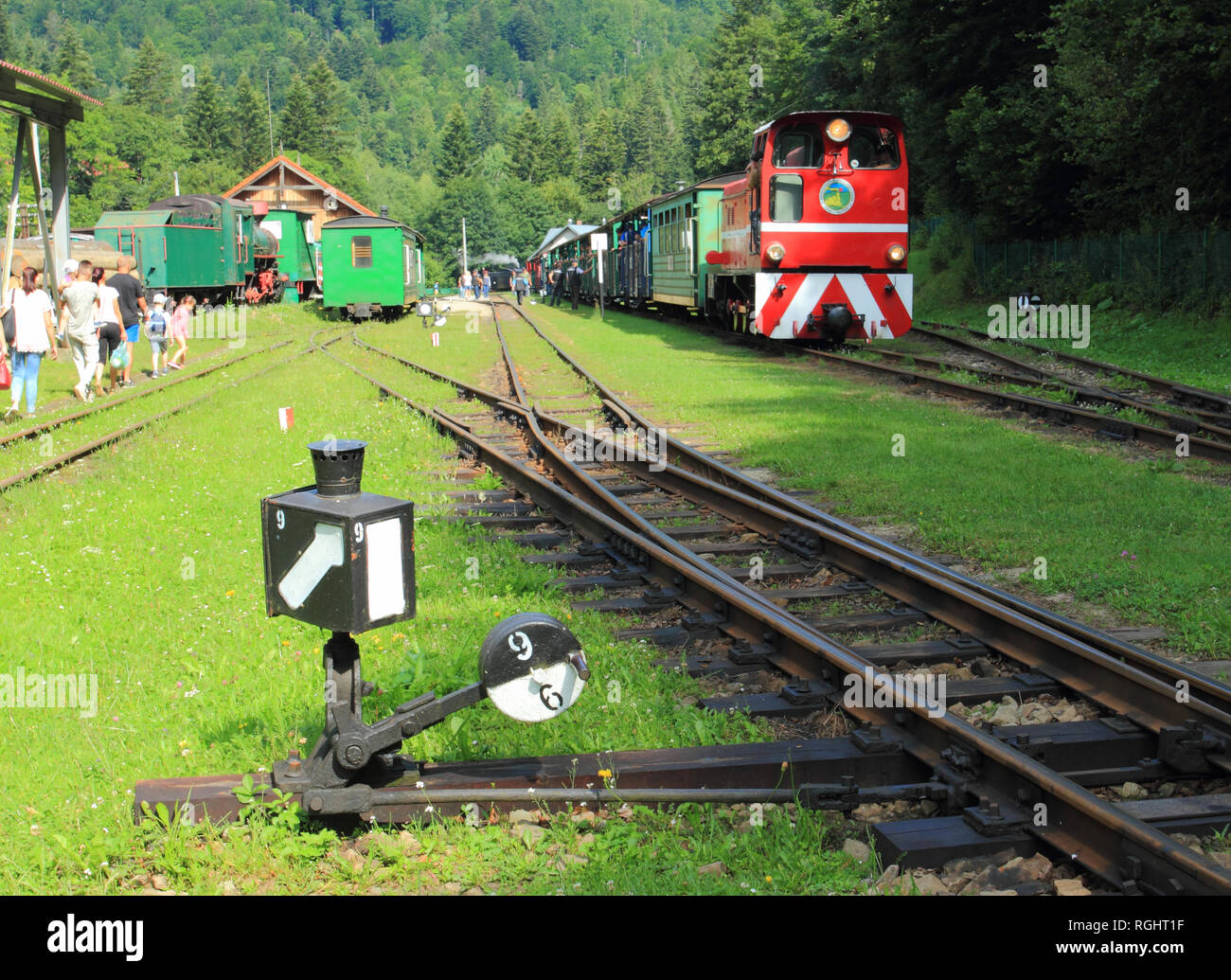 Luglio 18, 2018: Cisna - Majdan, Polonia: Bieszczady Stazione Ferroviaria di Cisna - Majdan nei monti Bieszczady Foto Stock