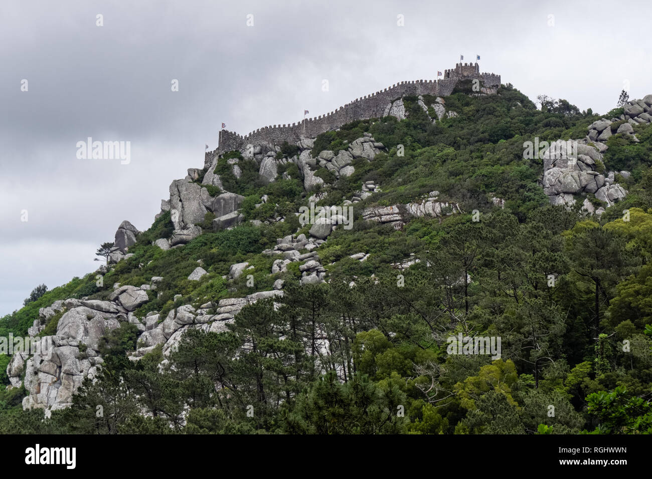 Il Castello dei Mori in montagne di Sintra, Portogallo Foto Stock
