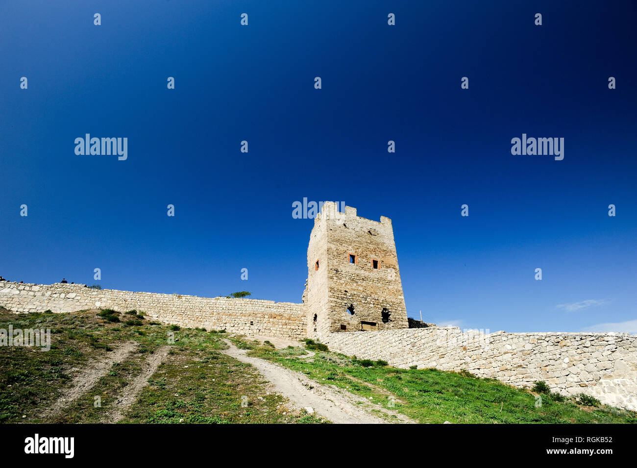 Castello genovese Caffa dal XIV secolo in Feodosia, Crimea, Ucraina. Il 4 ottobre 2008. Città fondata come Giovanni da coloni greci da Miletos nel Foto Stock