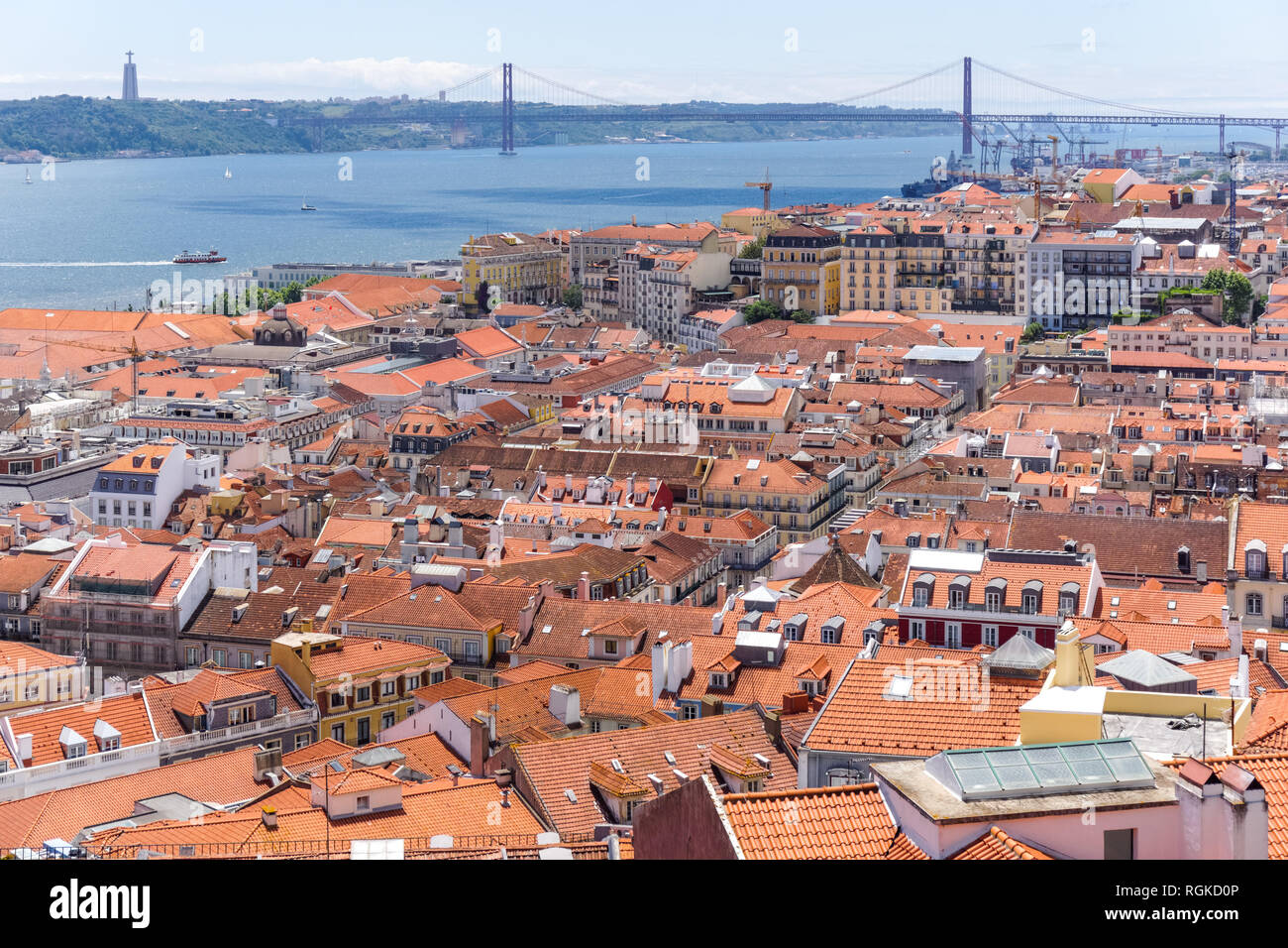 Vista panoramica di Lisbona dal Castello di São Jorge, Portogallo Foto Stock