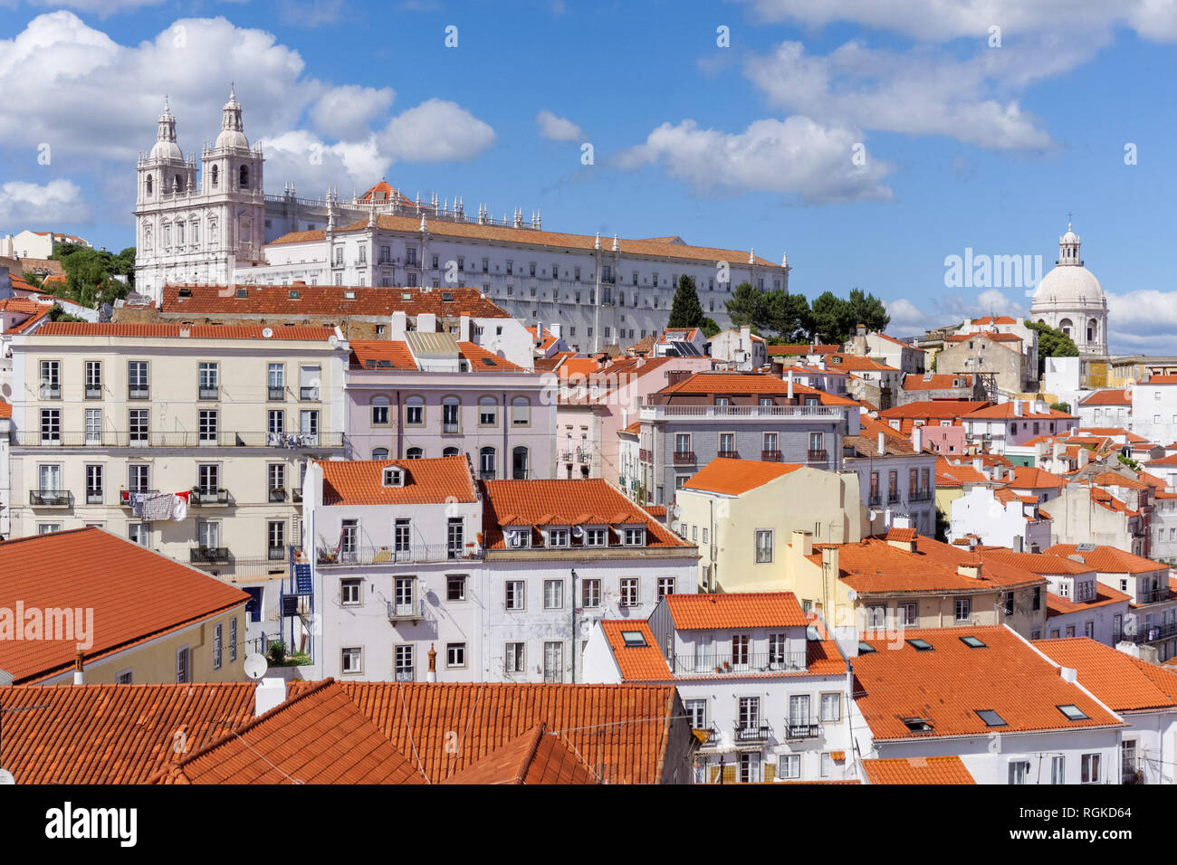 Lisbona, Portogallo, vista del quartiere Alfama Foto Stock