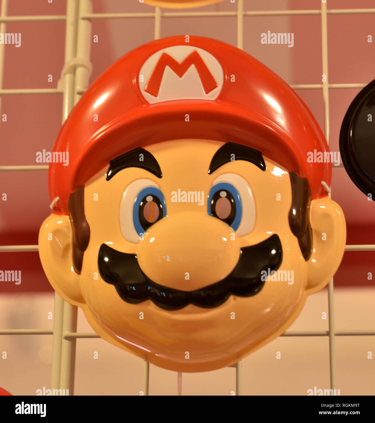 Maschera di Super Mario Foto stock - Alamy