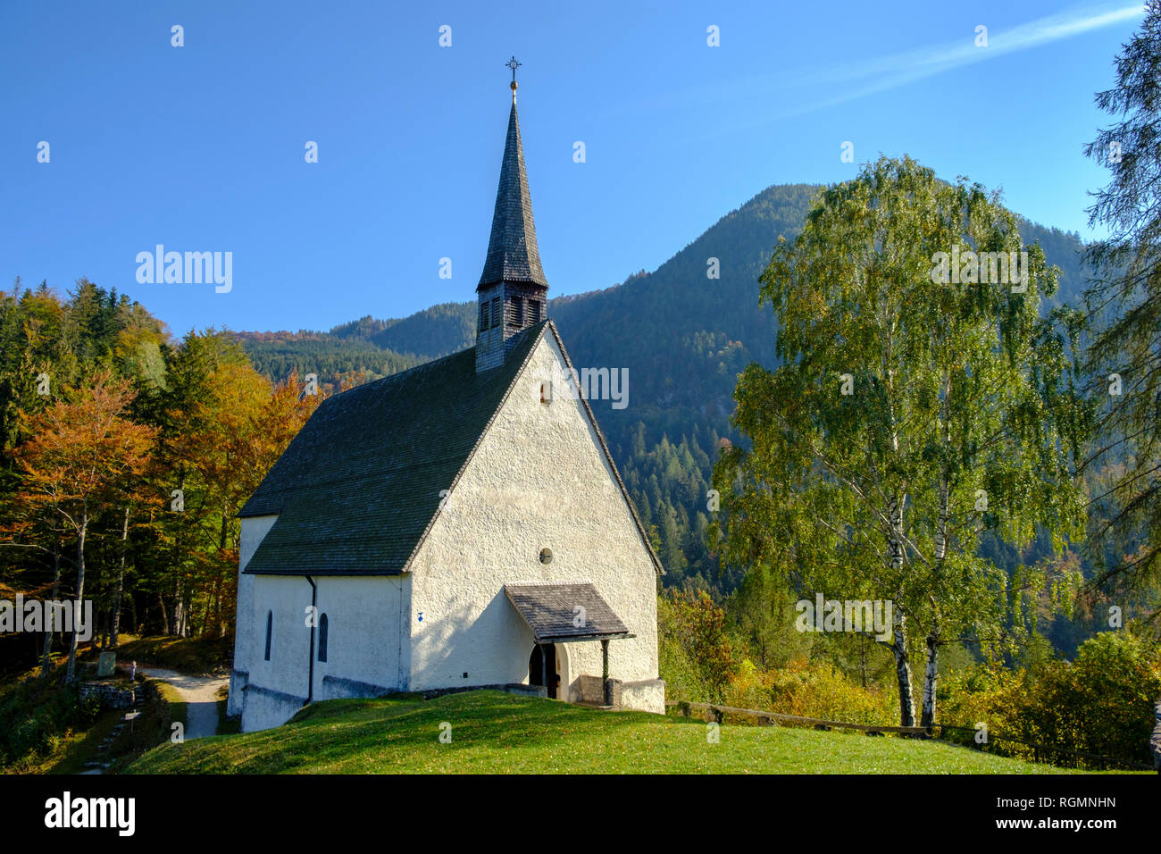 In Germania, in Baviera, Chiemgau, vicino Schleching, Streichen Chiesa Foto Stock