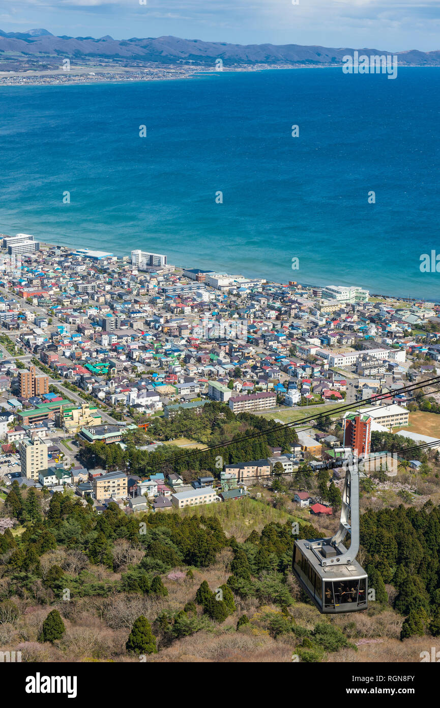 Giappone, Hokkaido, vista su Hakodate, seggiovia gondola Foto Stock