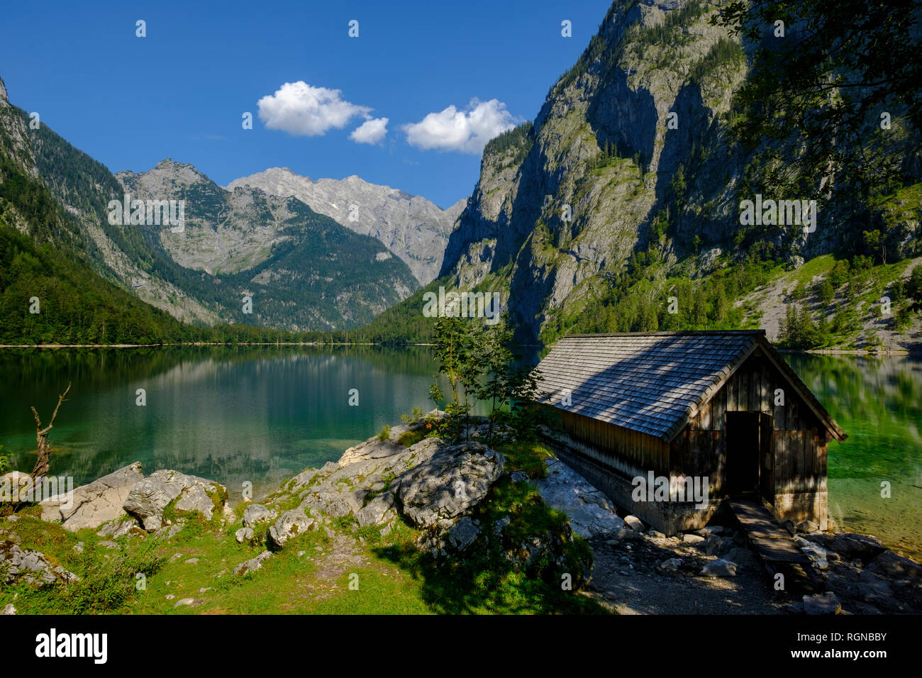 In Germania, in Baviera, Baviera, sulle Alpi di Berchtesgaden, Parco Nazionale di Berchtesgaden, Salet, Fischunkelalm al lago Obersee, boathouse Foto Stock