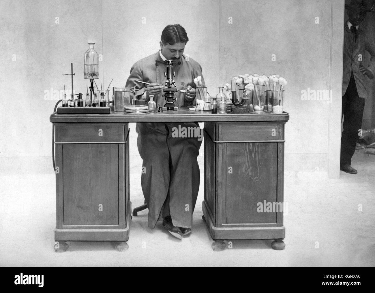 La scienza, vivisectionist 1911 Foto Stock