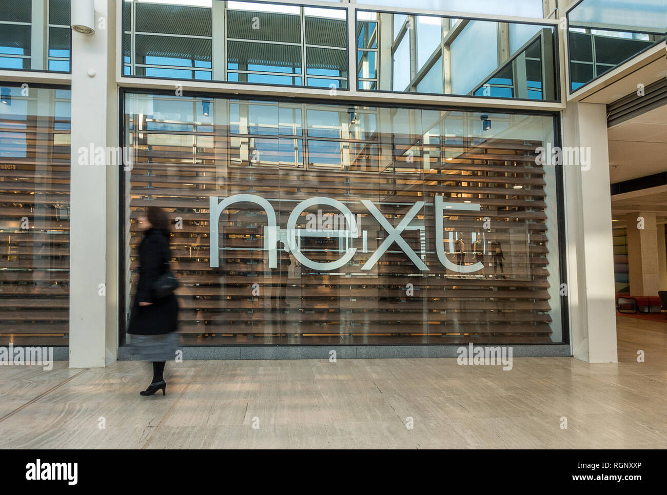 Prossimo negozio in Milton Keynes Foto Stock