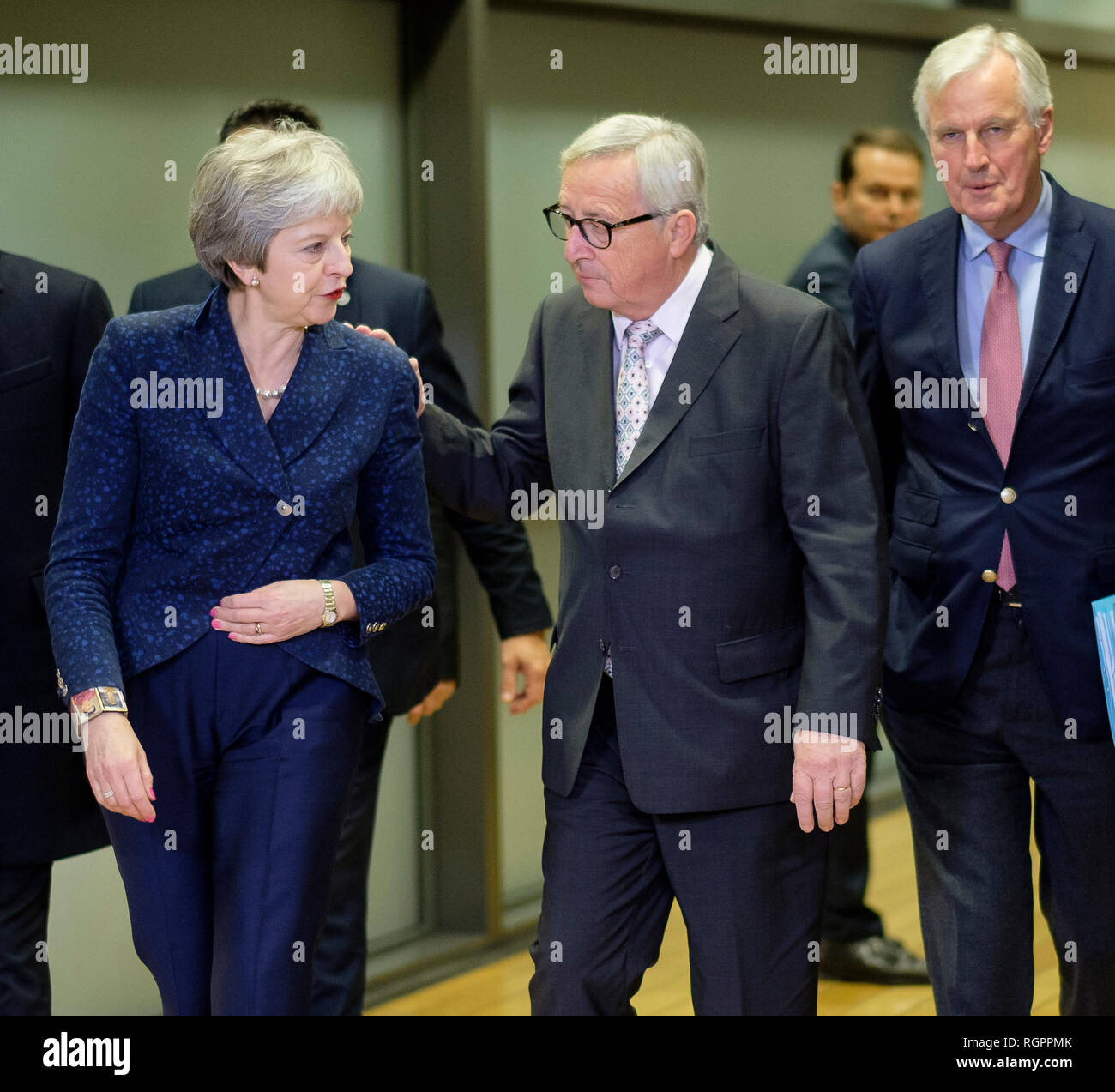 Il Belgio, Bruxelles, su 2018/11/25: Brexit vertice UE con il Primo Ministro britannico Theresa Maggio, Presidente della Commissione Europea Jean Claude Juncker un Foto Stock