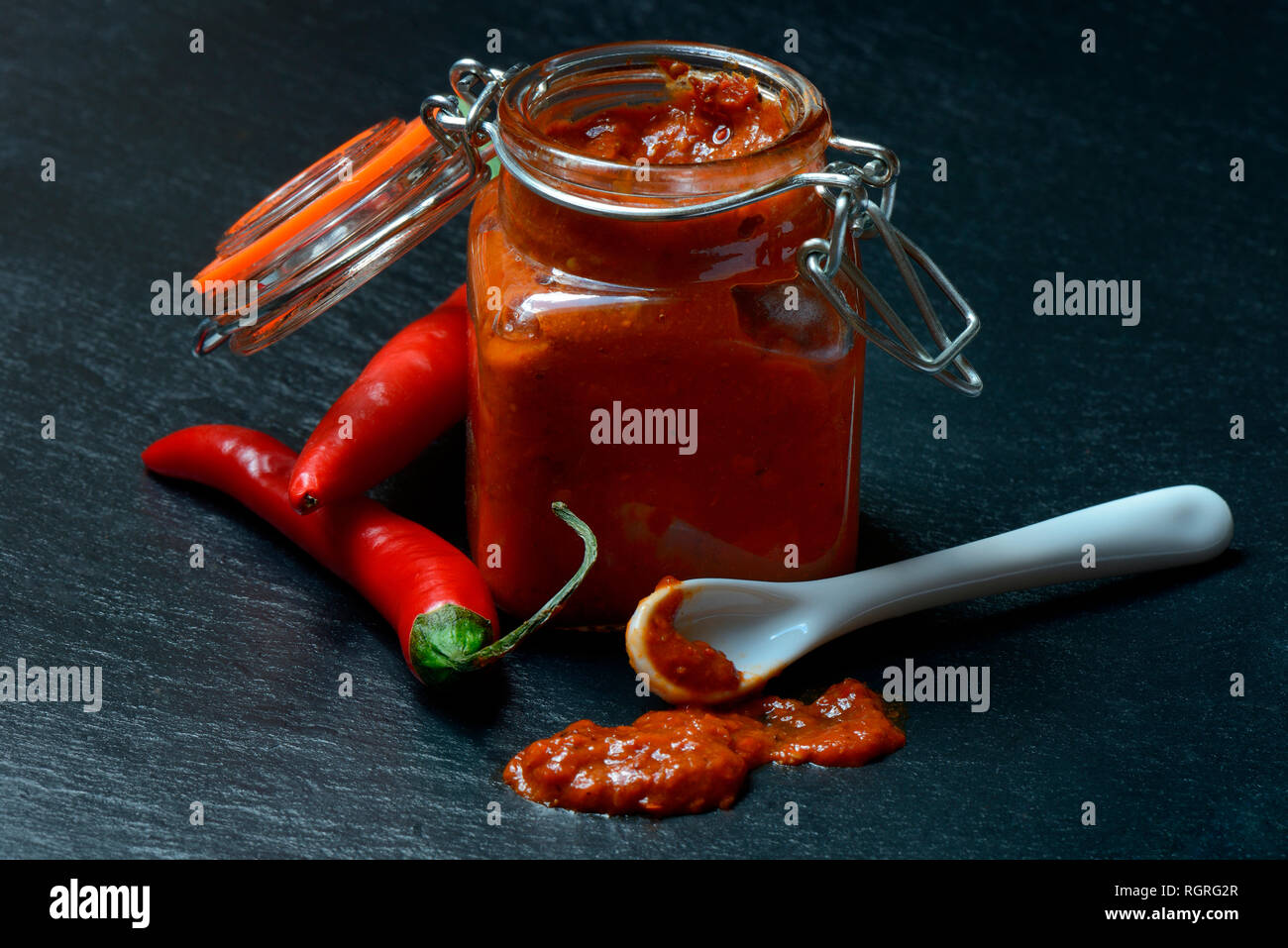 Harissa, Gewuerzpaste aus Chili Foto Stock